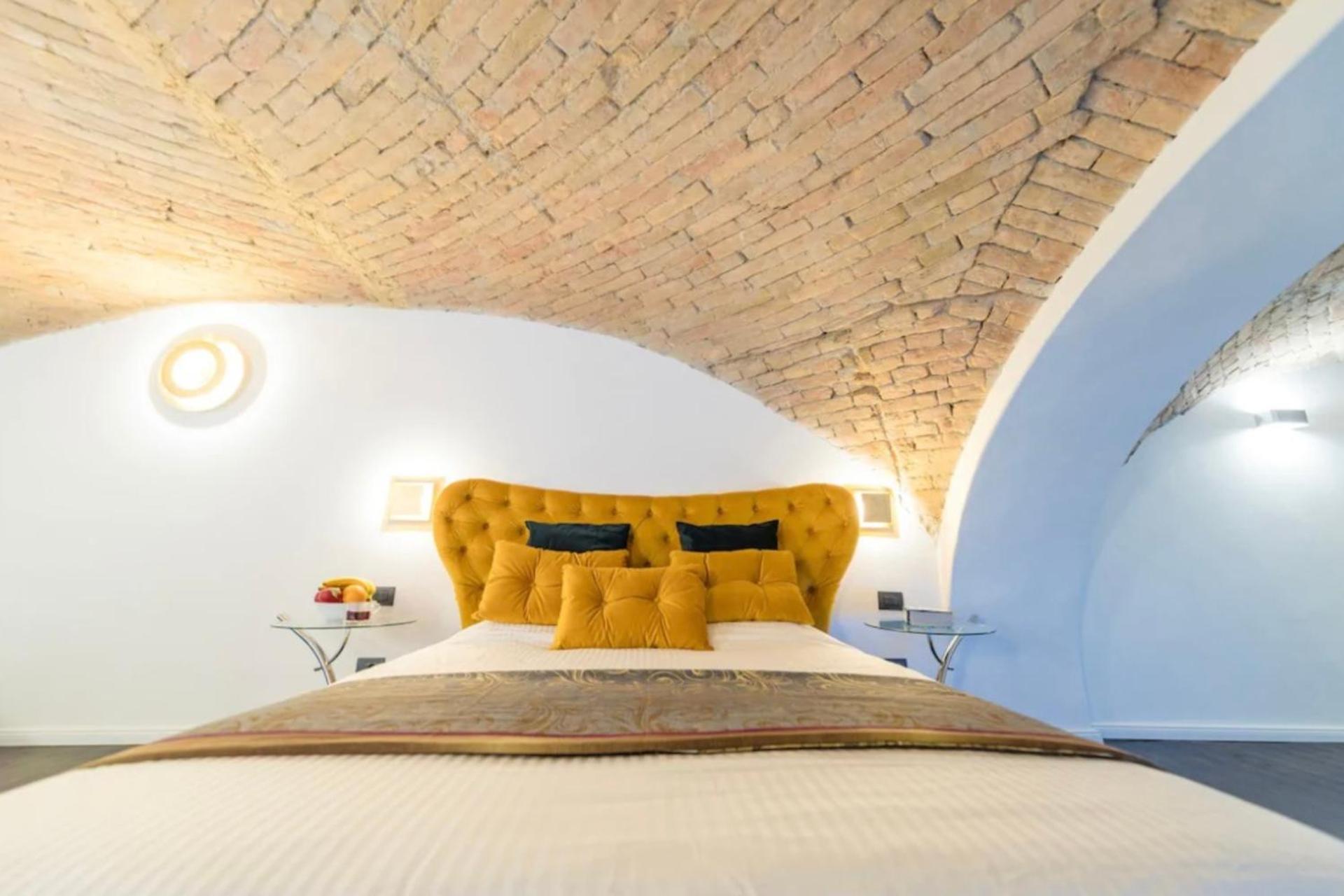 Modern And Comfortable In *